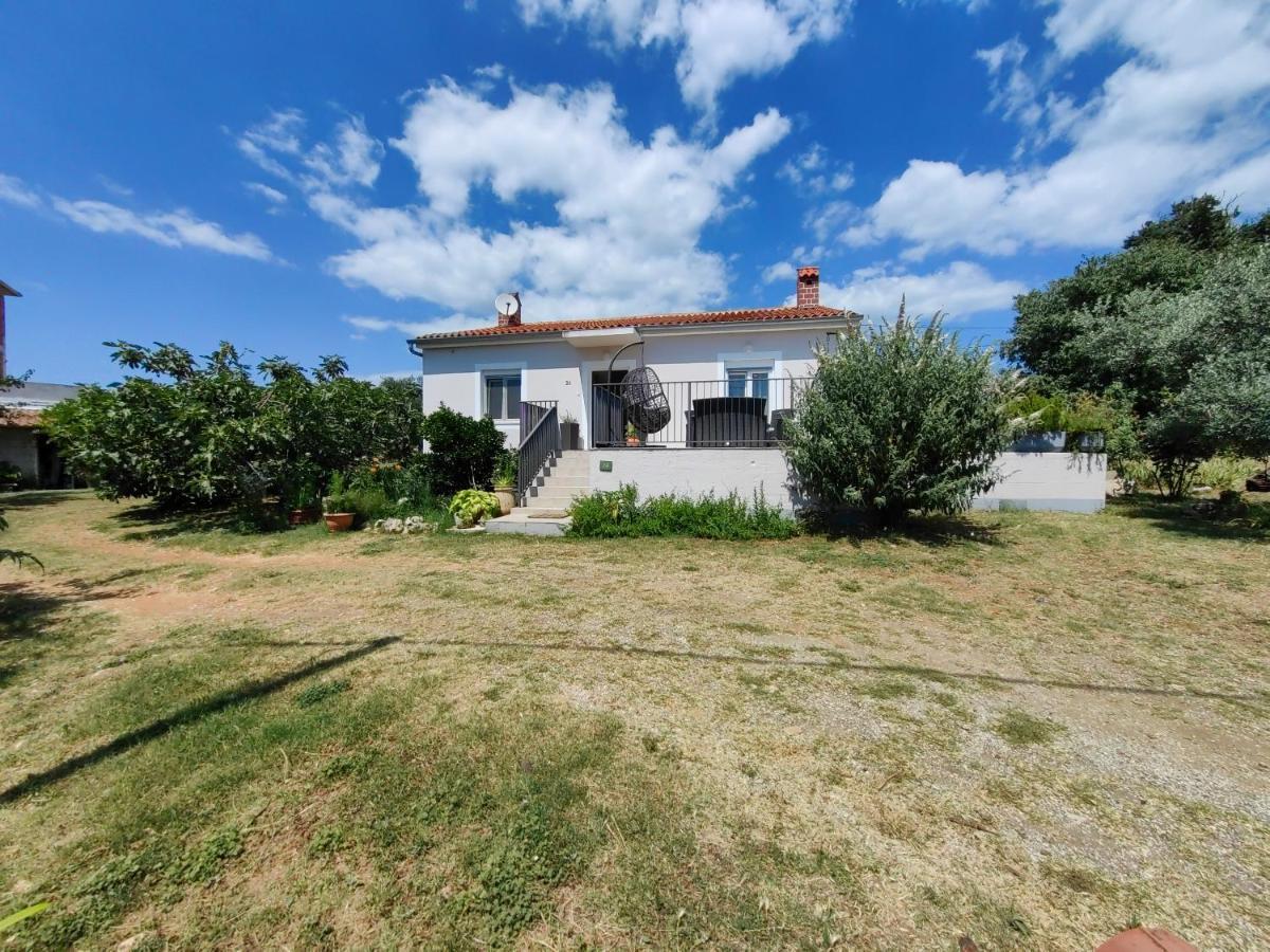 Villa Casa Istriana Pula Extérieur photo