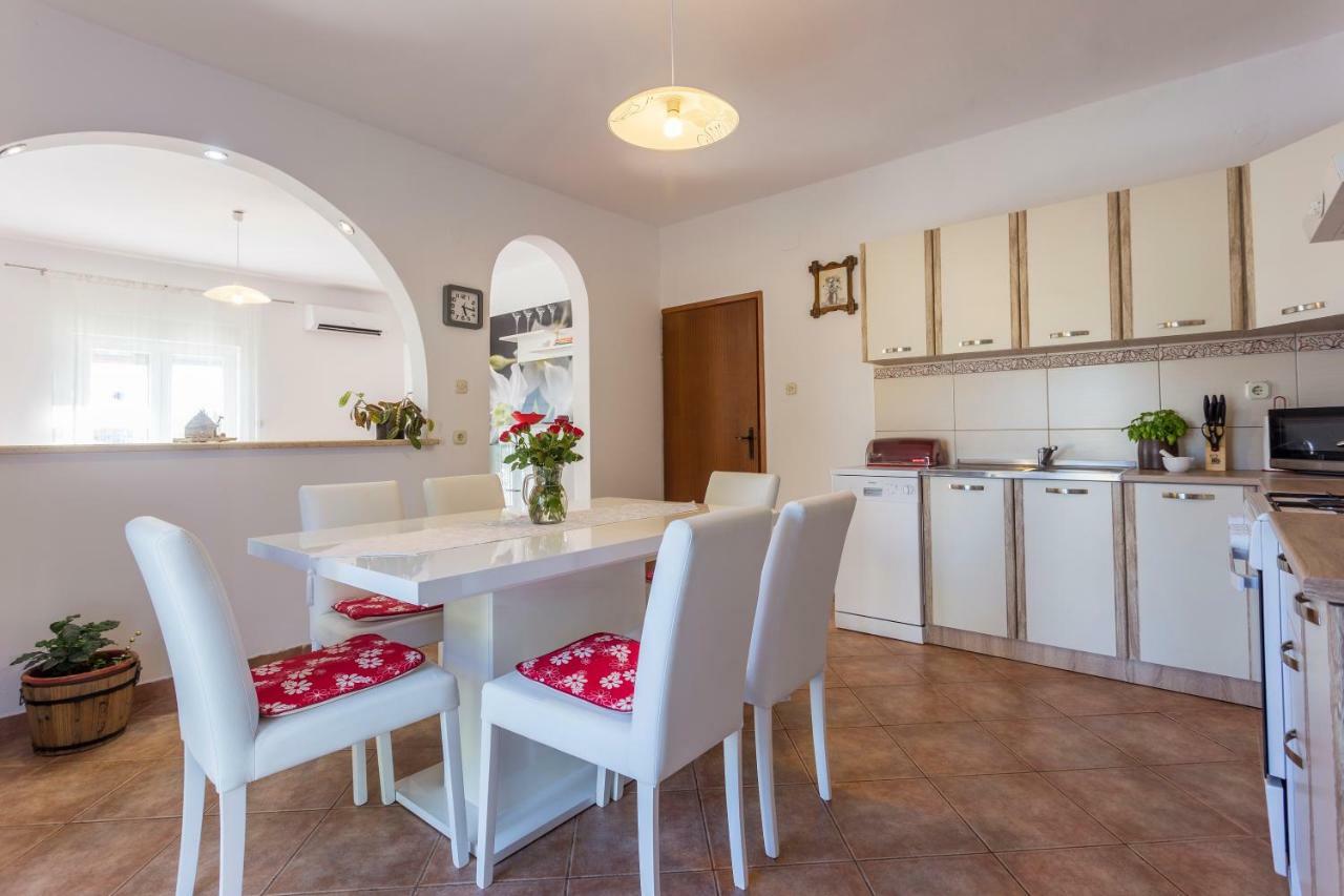 Villa Casa Istriana Pula Extérieur photo